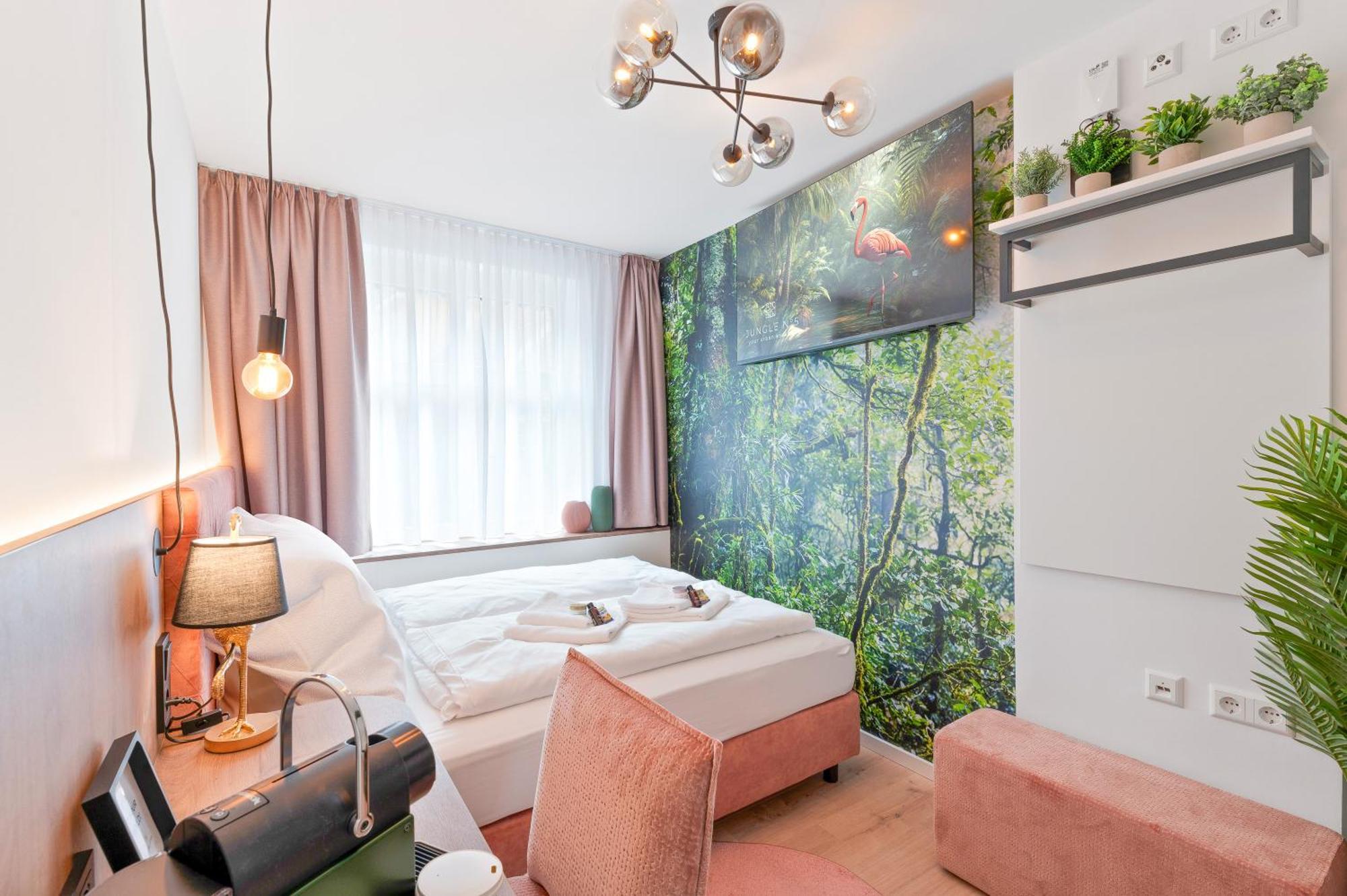 Jungle No5 Boutique Hotel - Stuttgart City-Center מראה חיצוני תמונה